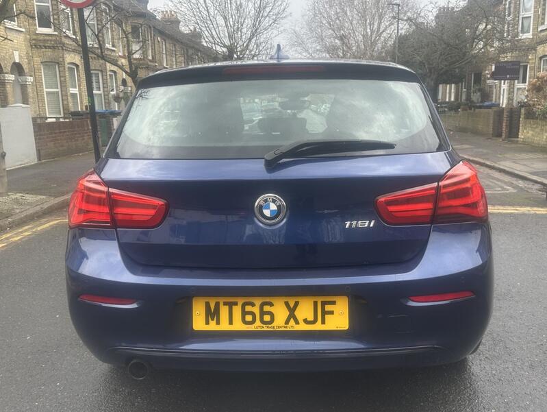 BMW 1 SERIES 1.5 118i Sport 5-Door 2016