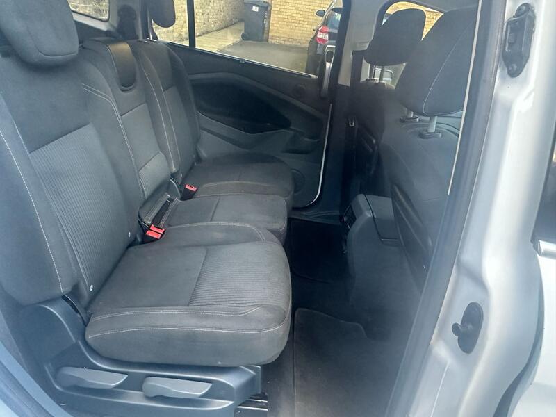 FORD GRAND C-MAX 1.0 T EcoBoost Titanium 2013