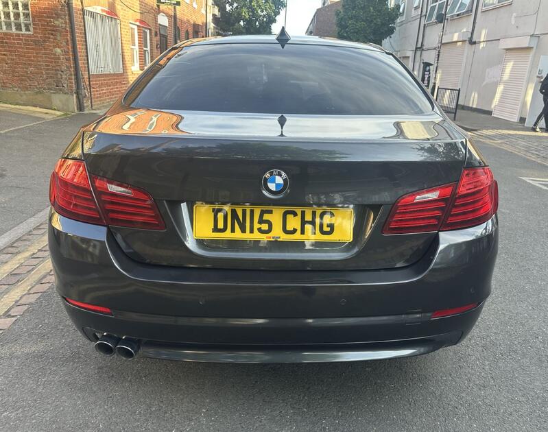 BMW 5 SERIES 2.0 520d Luxury Saloon 2015